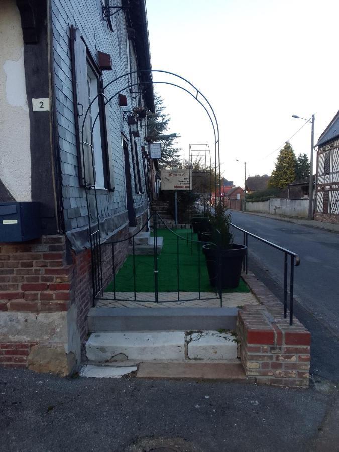 ホテル Le Mouton Gras Aumale エクステリア 写真