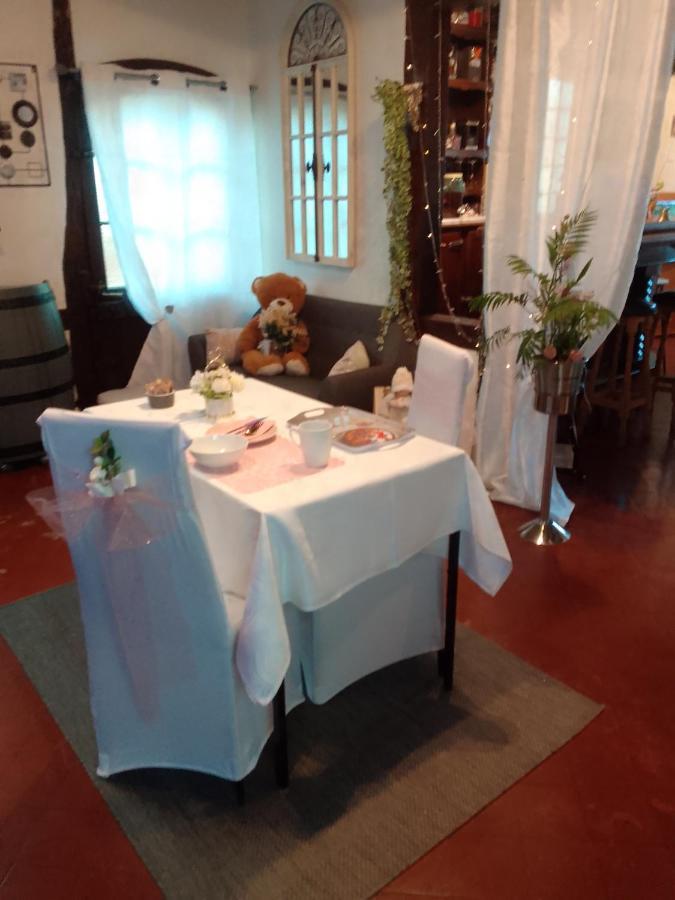 ホテル Le Mouton Gras Aumale エクステリア 写真